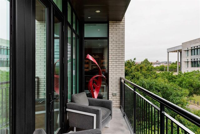701 N Hudson Avenue 304, Oklahoma City, OK 73102