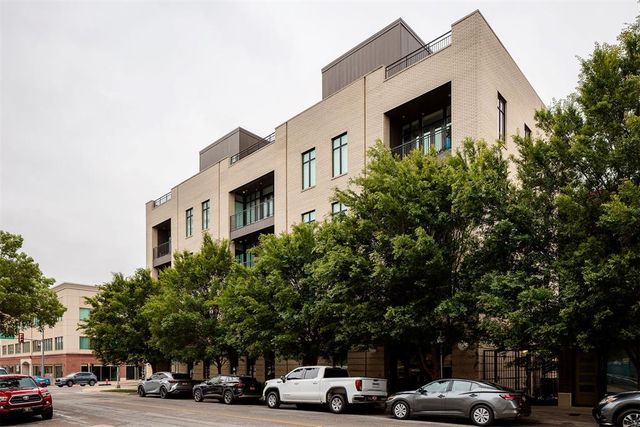 701 N Hudson Avenue 304, Oklahoma City, OK 73102
