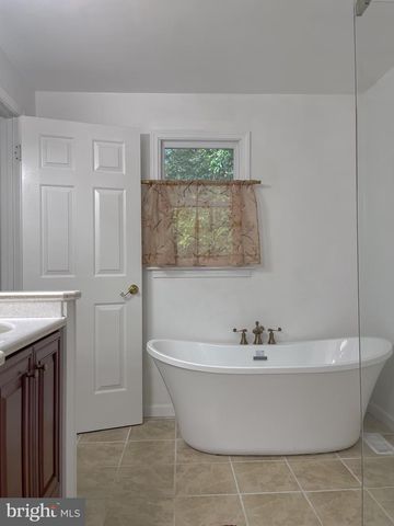 12035 SUSAN LN, Lusby, MD 20657