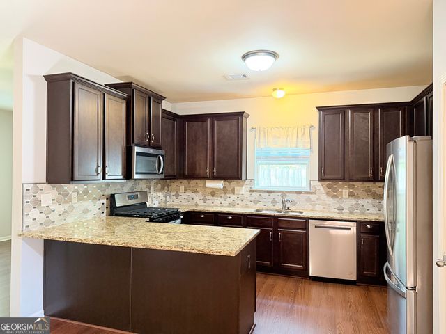 4929 Parke Brook Drive, Acworth, GA 30101