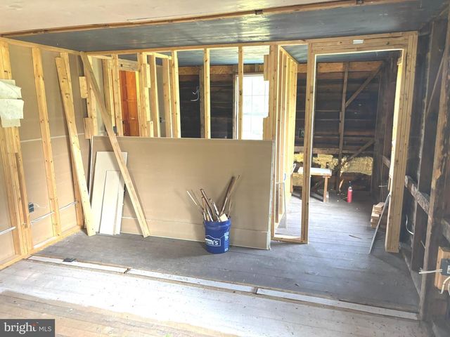 2600 MIDDLE COVE RD, Mathias, WV 26812