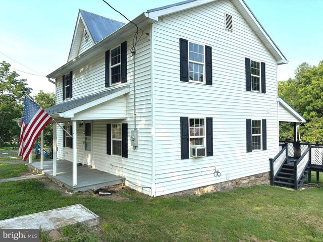 2600 MIDDLE COVE RD, Mathias, WV 26812