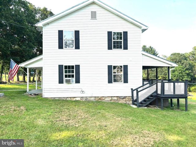 2600 MIDDLE COVE RD, Mathias, WV 26812