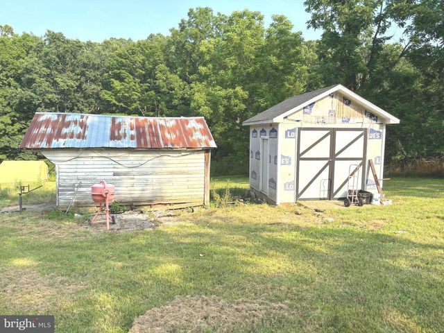 2600 MIDDLE COVE RD, Mathias, WV 26812