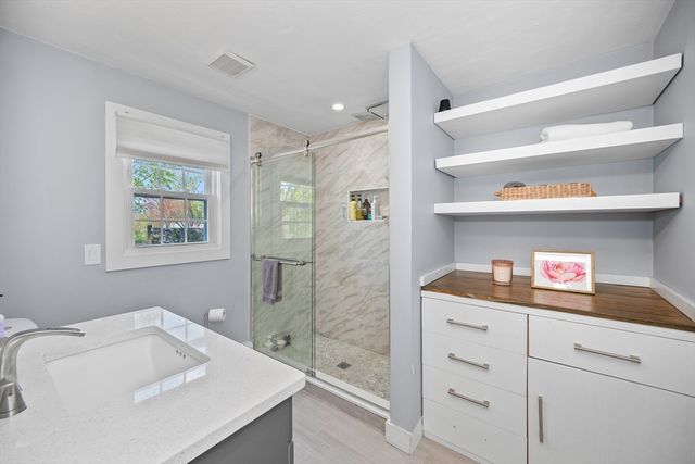 59 Wyvern St, Boston, MA 02131