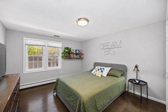 59 Wyvern St, Boston, MA 02131