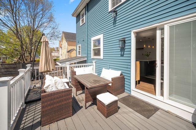 59 Wyvern St, Boston, MA 02131