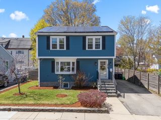 59 Wyvern St, Boston, MA 02131