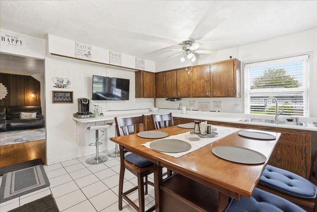 7731 New Jersey Avenue, Hammond, IN 46323