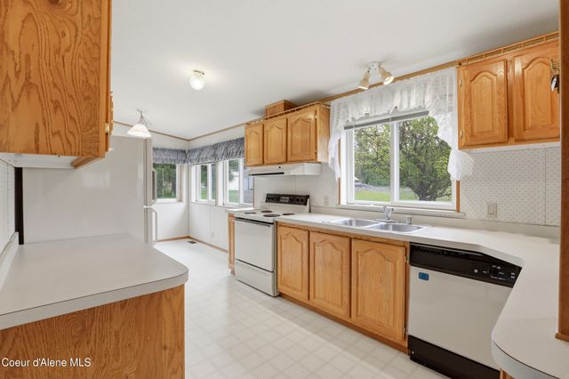 15510 & 18 N Government Way, Hayden, ID 83835