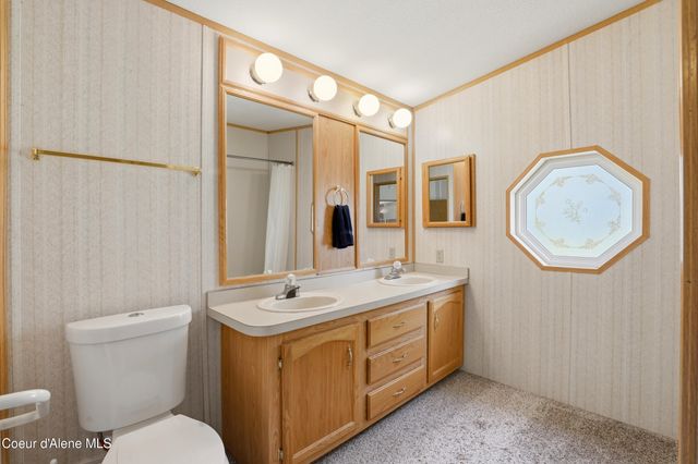 15510 & 18 N Government Way, Hayden, ID 83835