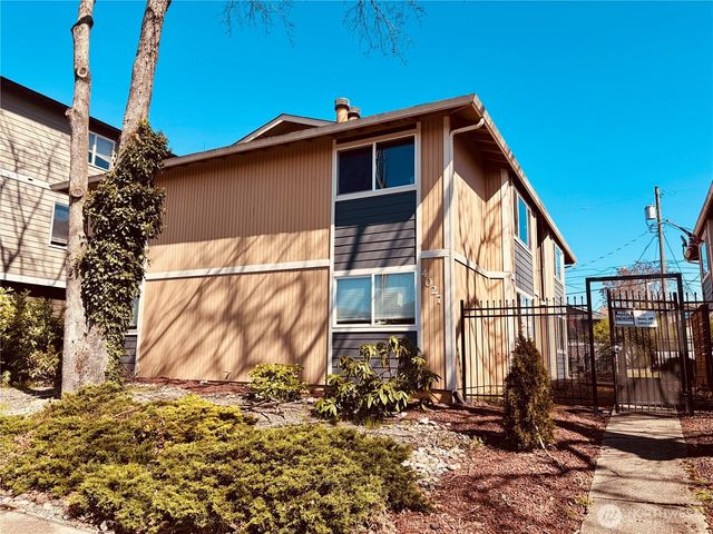 4027 S Warner Street, Tacoma, WA 98409
