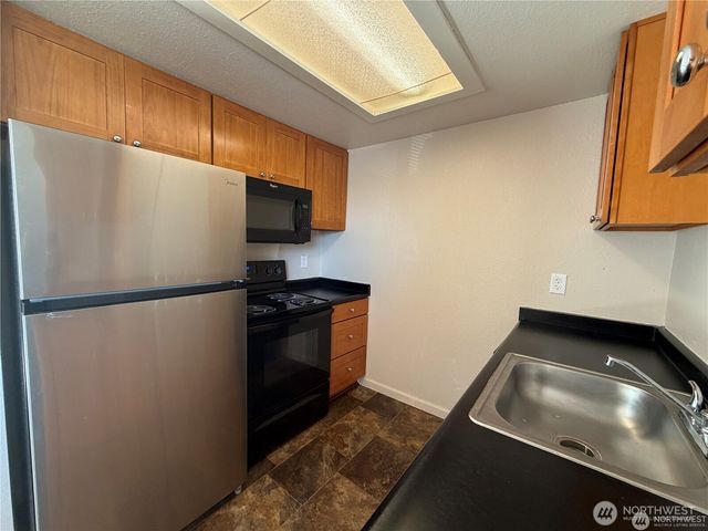 4027 S Warner Street, Tacoma, WA 98409