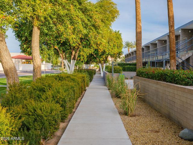 7601 E 2ND Street 28, Scottsdale, AZ 85251