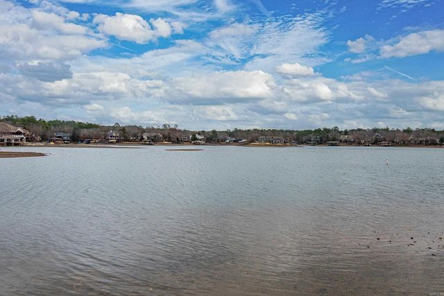 66 Sanchez Way, Hot Springs Village, AR 71909