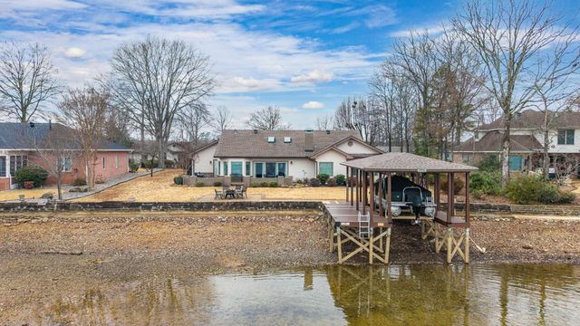 66 Sanchez Way, Hot Springs Village, AR 71909