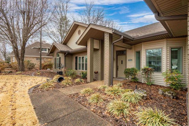 66 Sanchez Way, Hot Springs Village, AR 71909