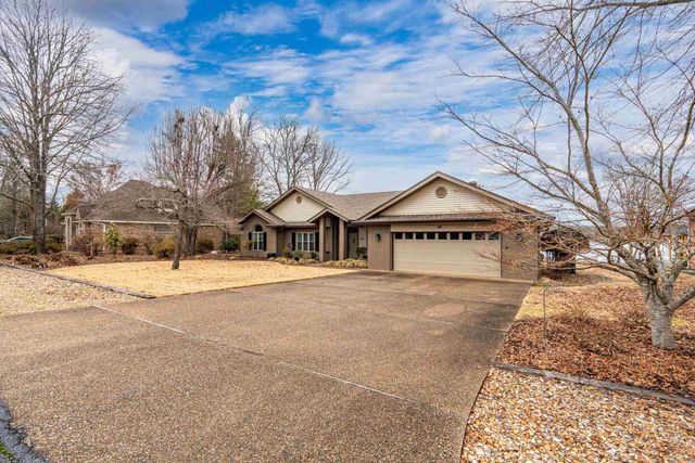 66 Sanchez Way, Hot Springs Village, AR 71909