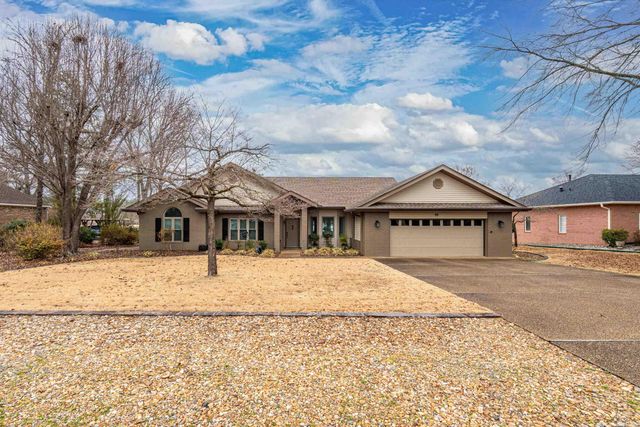 66 Sanchez Way, Hot Springs Village, AR 71909