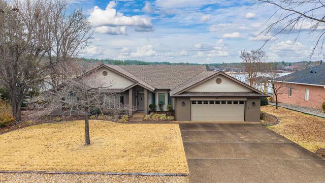 66 Sanchez Way, Hot Springs Village, AR 71909