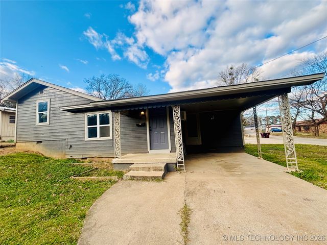 800 W Grand Avenue, Eufaula, OK 74432