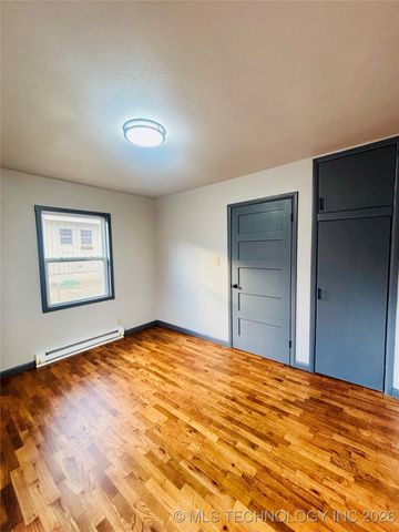 800 W Grand Avenue, Eufaula, OK 74432