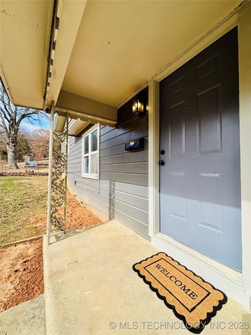 800 W Grand Avenue, Eufaula, OK 74432