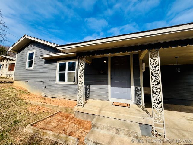 800 W Grand Avenue, Eufaula, OK 74432