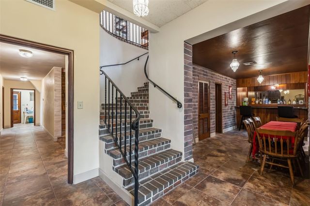 1909 COUNTRY CLUB DRIVE, Eustis, FL 32726