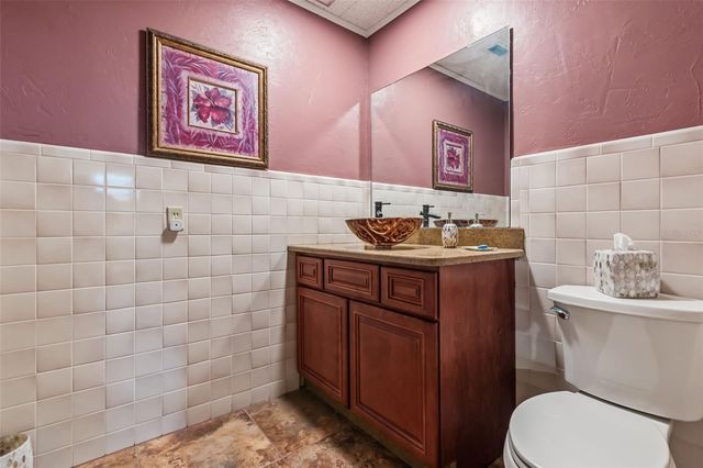 1909 COUNTRY CLUB DRIVE, Eustis, FL 32726