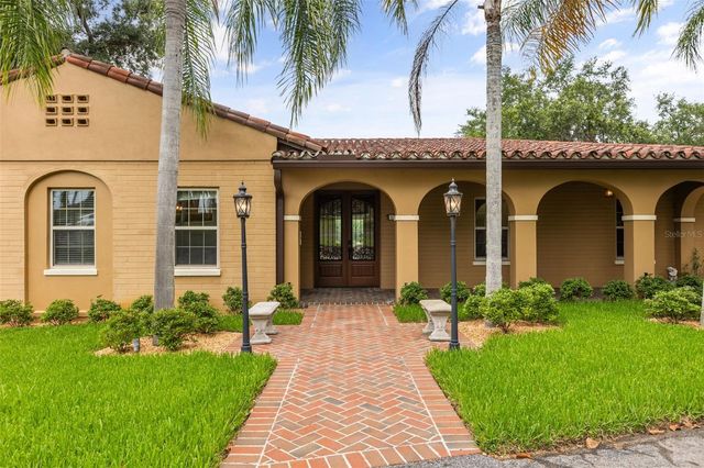 1909 COUNTRY CLUB DRIVE, Eustis, FL 32726