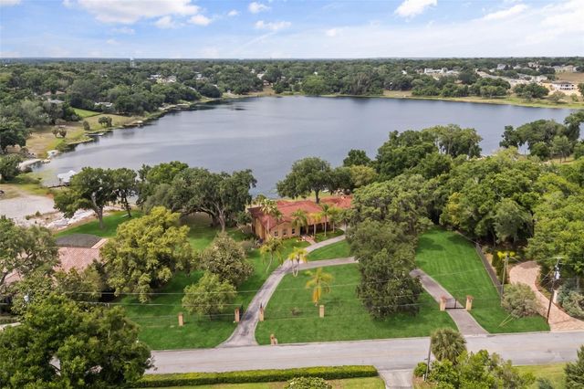 1909 COUNTRY CLUB DRIVE, Eustis, FL 32726