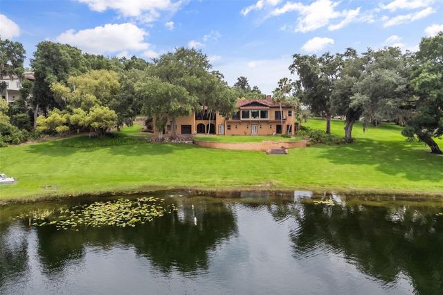 1909 COUNTRY CLUB DRIVE, Eustis, FL 32726