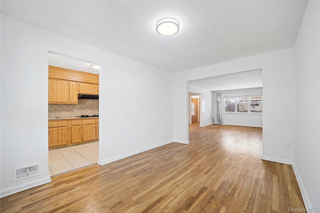 1047 E 217th Street, Bronx, NY 10469