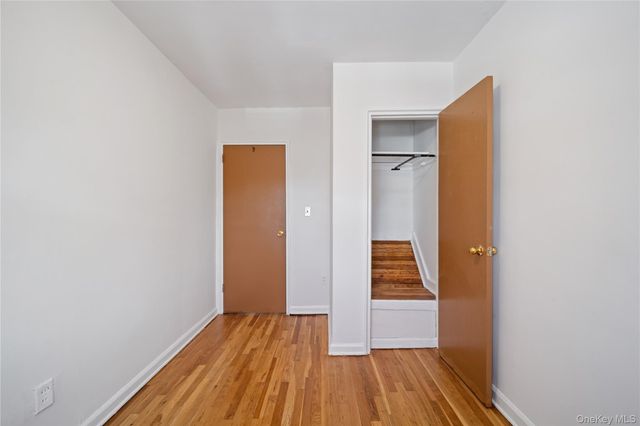 1047 E 217th Street, Bronx, NY 10469