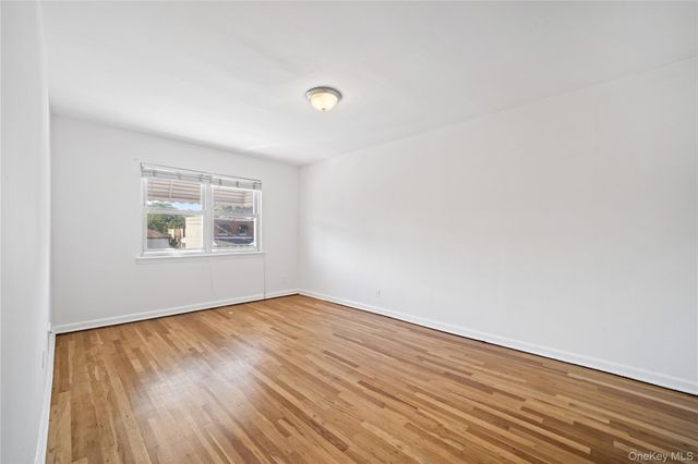 1047 E 217th Street, Bronx, NY 10469