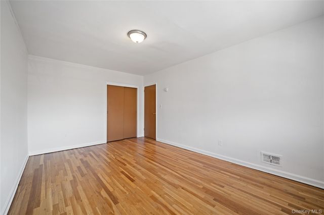 1047 E 217th Street, Bronx, NY 10469