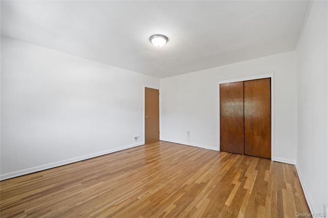 1047 E 217th Street, Bronx, NY 10469