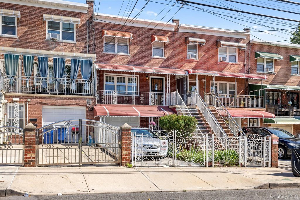 1047 E 217th Street, Bronx, NY 10469 — photo 2