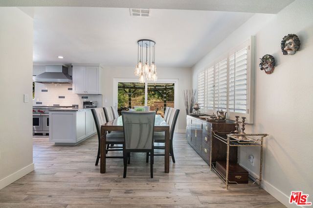3525 Eddingham Avenue, Calabasas, CA 91302