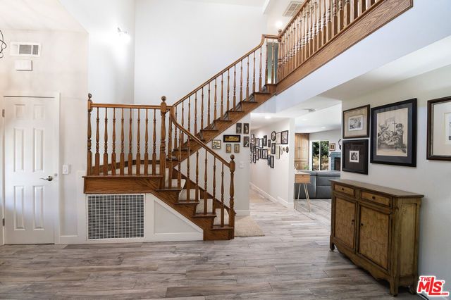 3525 Eddingham Avenue, Calabasas, CA 91302