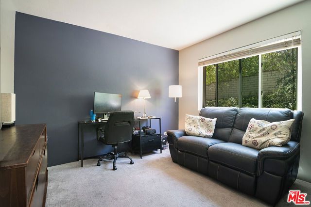 3525 Eddingham Avenue, Calabasas, CA 91302