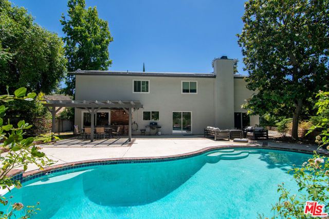 3525 Eddingham Avenue, Calabasas, CA 91302
