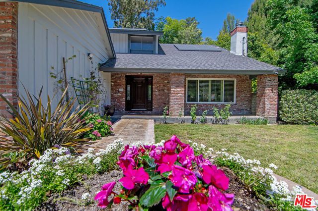 3525 Eddingham Avenue, Calabasas, CA 91302