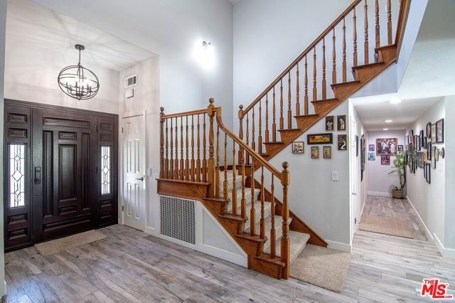 3525 Eddingham Avenue, Calabasas, CA 91302