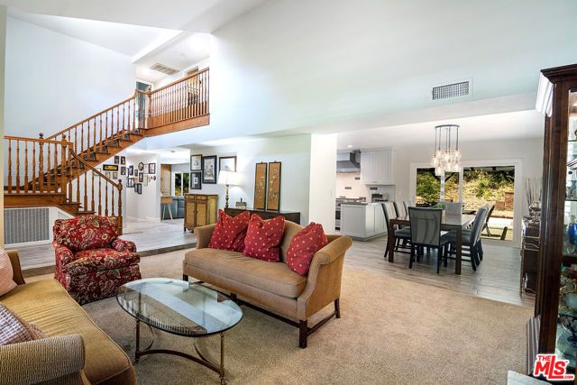 3525 Eddingham Avenue, Calabasas, CA 91302