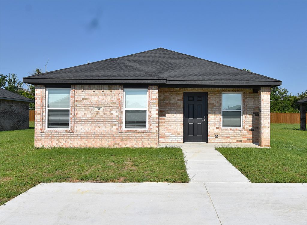 729 Elm Street, Seminole, OK 74868