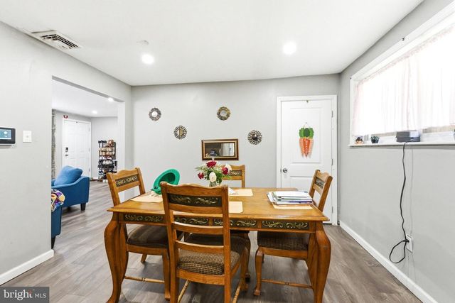 114 10TH AVE, Atco, NJ 08004