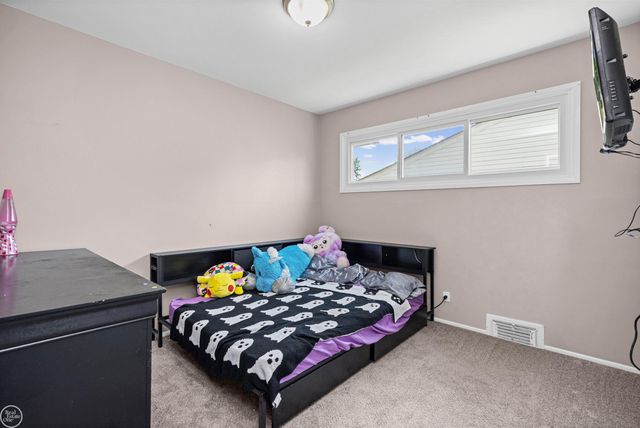 22405 E Schafer Street, Clinton Twp, MI 48035