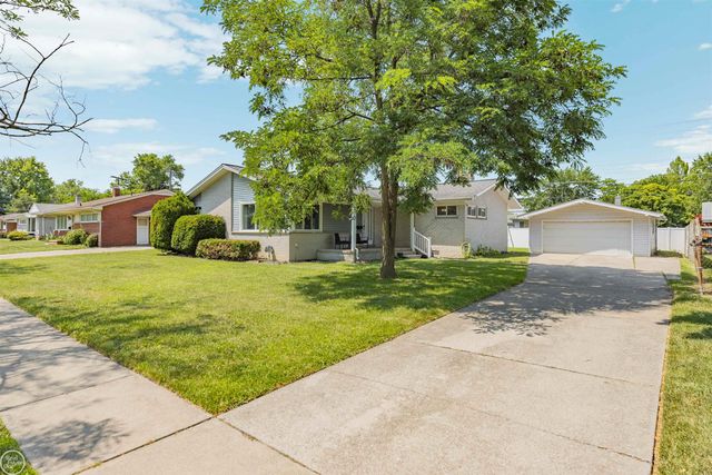 22405 E Schafer Street, Clinton Twp, MI 48035